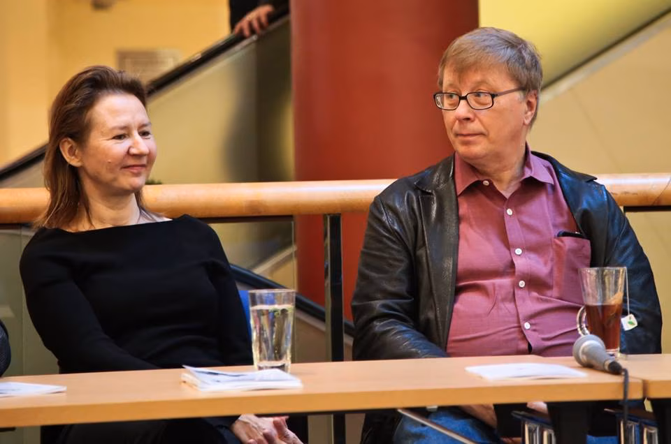 Multimediaalne kompositsioon: kaunid kunstid ja kaasaegne tehnoloogia. 
Lühisissevaade “Afekti”  kon