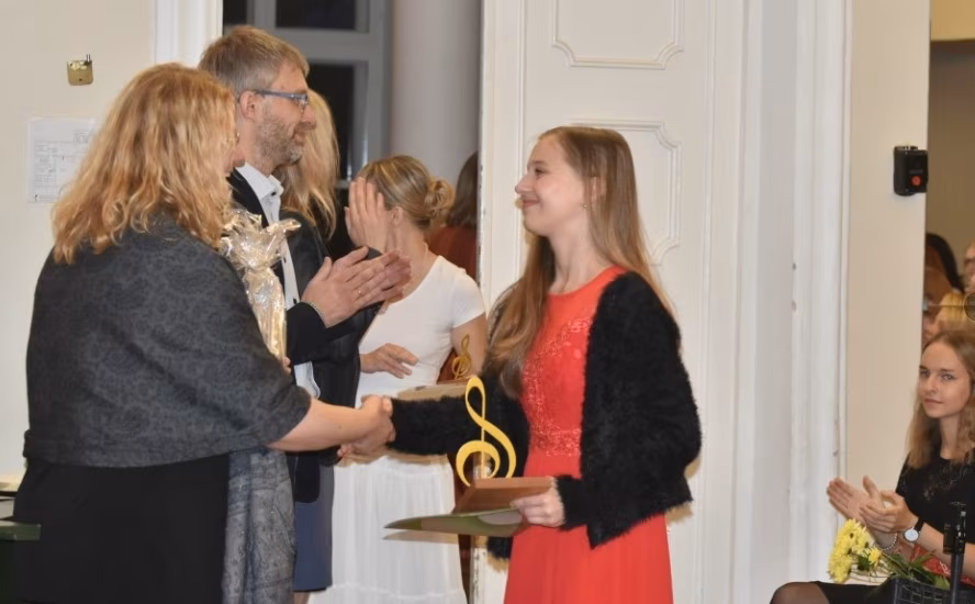 Võluhäält otsides ja leides