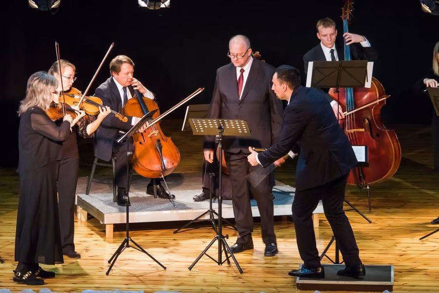 Maailma l&otilde;pus on orkester