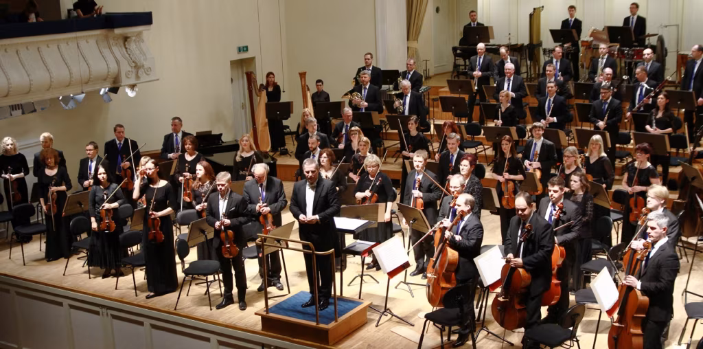 Estoonlaste sümfooniline retrospektiiv