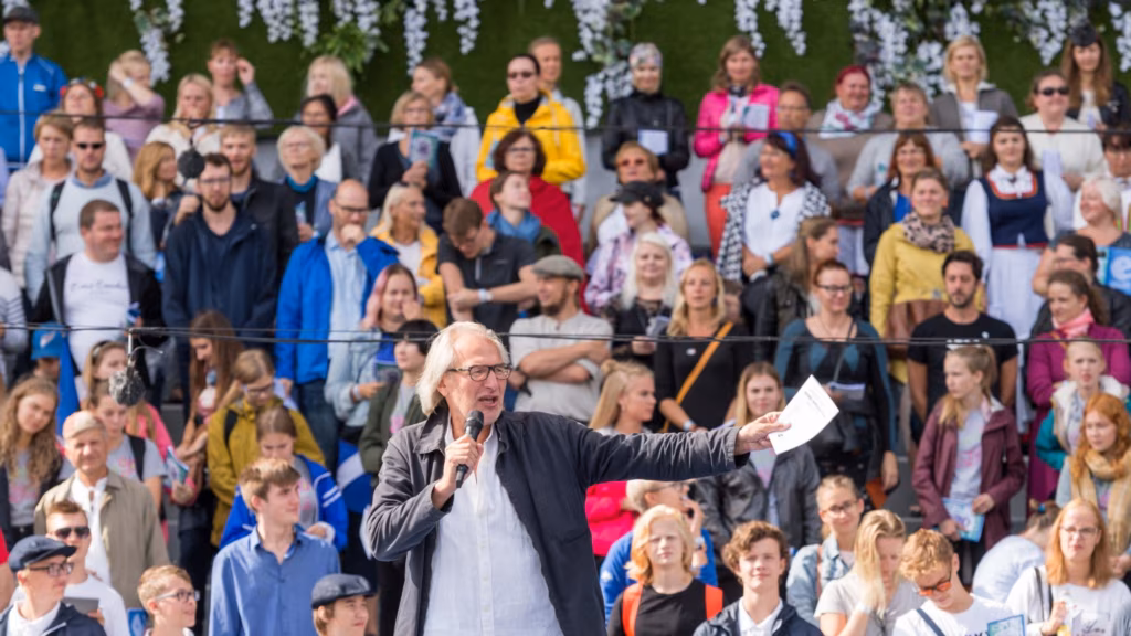 “EV 100 üheslaulmine”