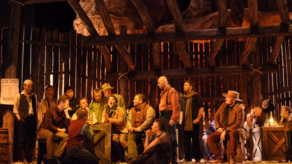 Turvaline &otilde;htu kuldses l&auml;&auml;nes