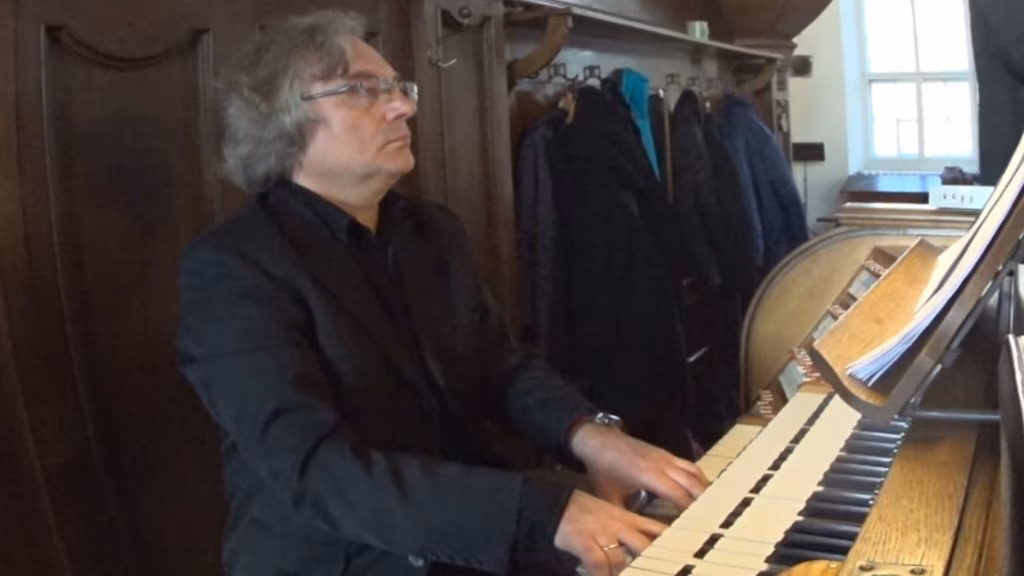 Uus oreli- ja koorisümfoonia – mis ja kellele?