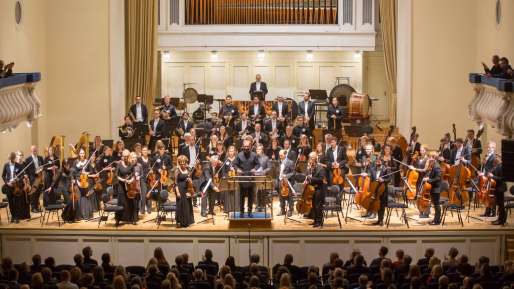 K&uuml;lg k&uuml;lje k&otilde;rval