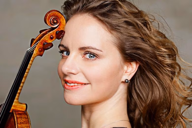 Viiuldaja Julia Fischer loob lasteorkestri