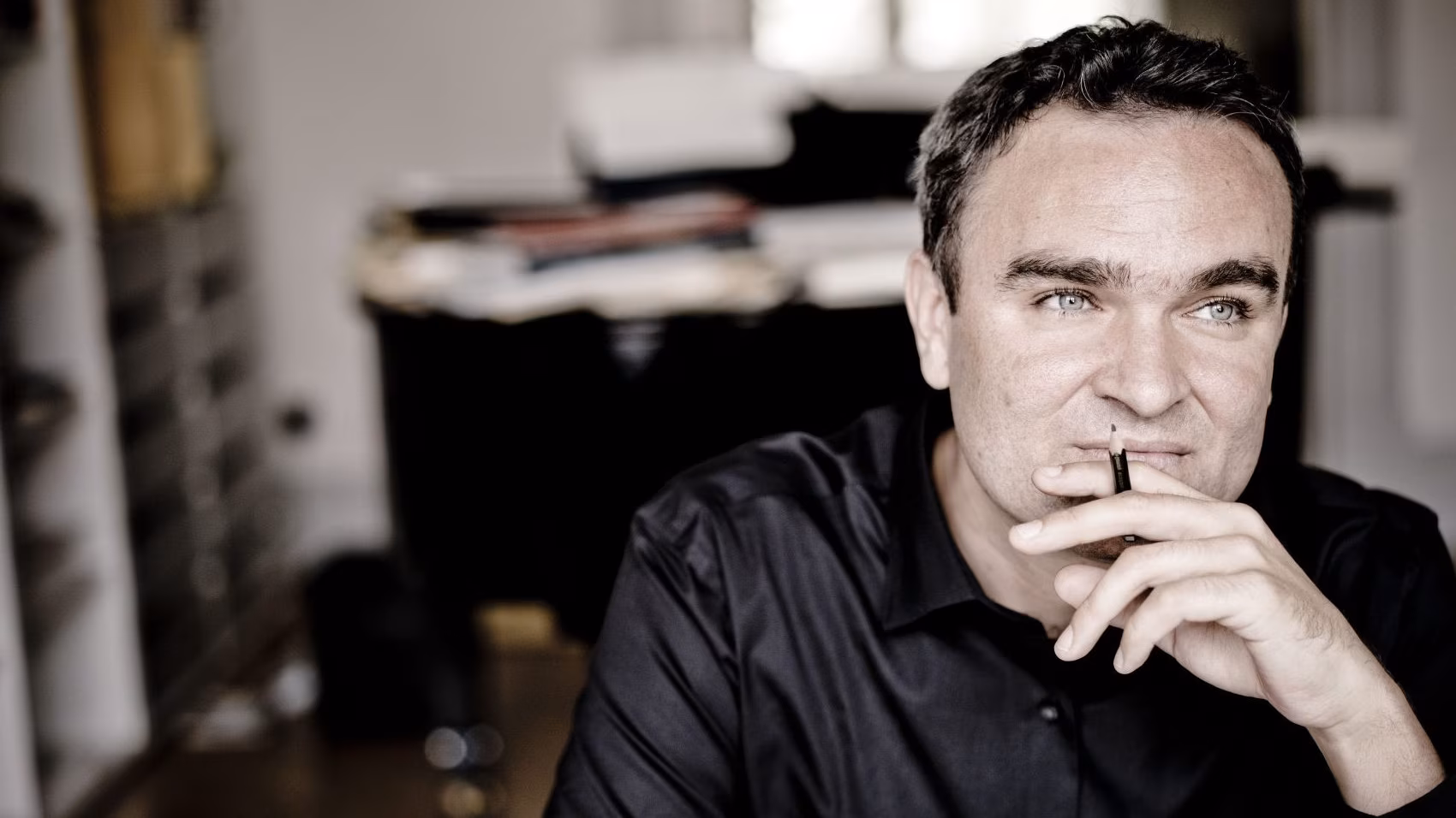 Helilooja Jörg Widmann. FOTO Marco Borggreve