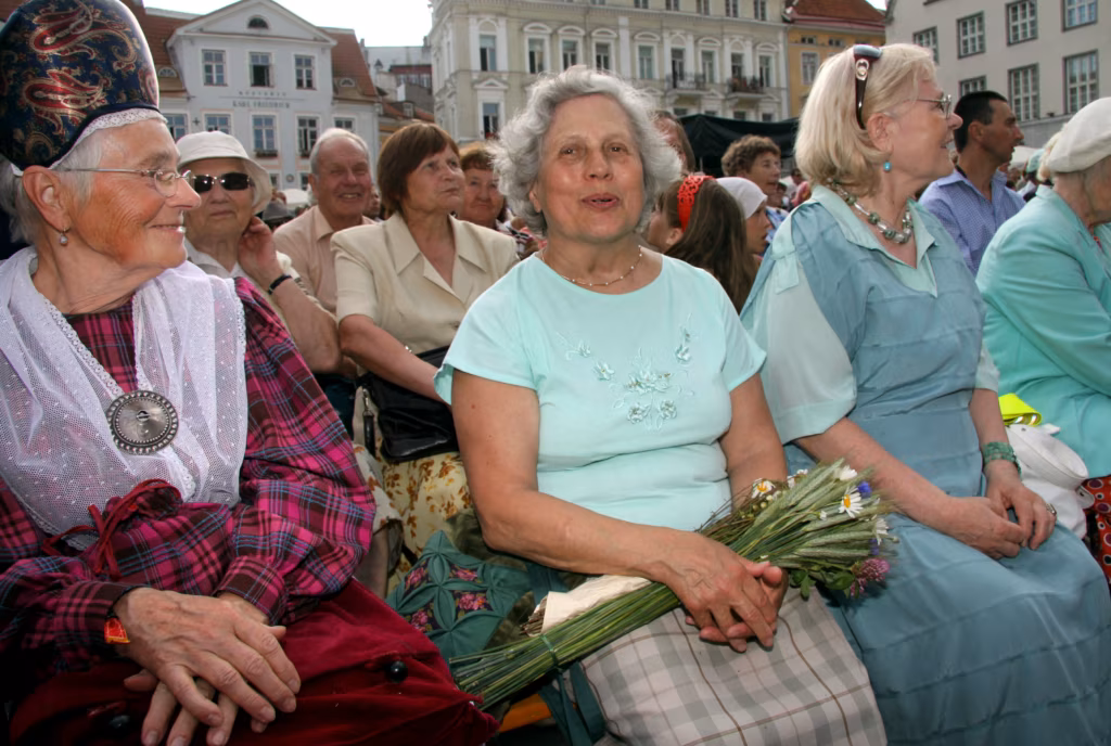 70 aastat eesti kromaatilist kannelt. Intervjuu Els Roodega