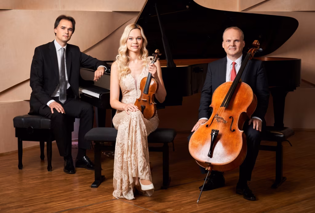 Trio Poll – Varema – Poll