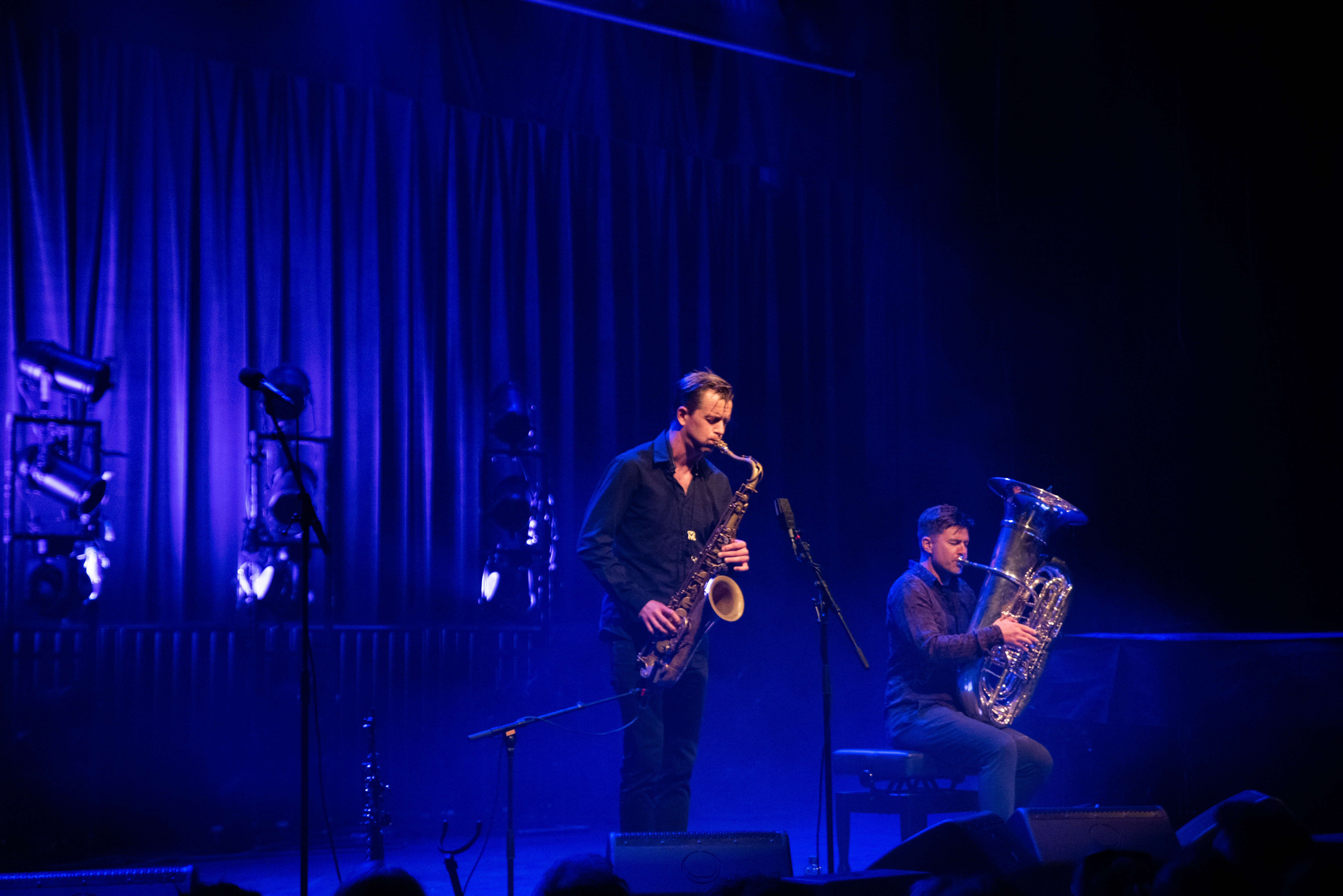 Ammused koostööpartnerid Marius Neset ja Daniel Herskedal on mõlemad pärit Norra läänerannikult, Marius Neset Os'ist ja Daniel Herskedal Moldest. FOTO Håvard Bævre Ellingsgård