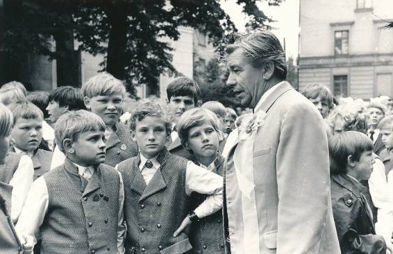 Uno Uiga Tartu Poistekoori poistega. FOTO Tartu Poistekoori arhiiv