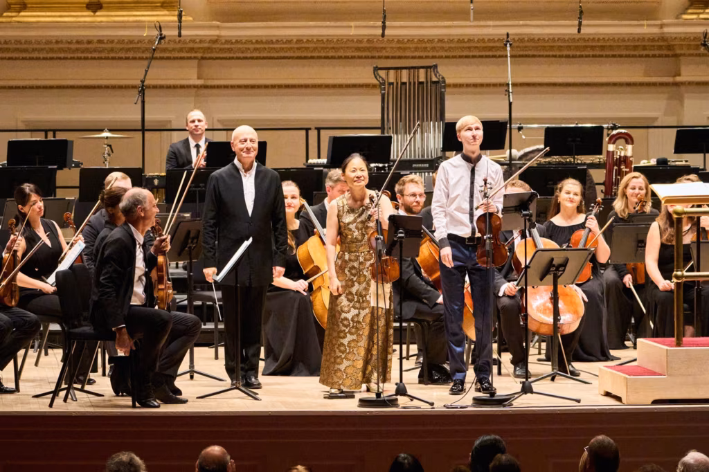 T&auml;hendused ja puudutused. Arvo P&auml;rdi muusika Carnegie Hallis